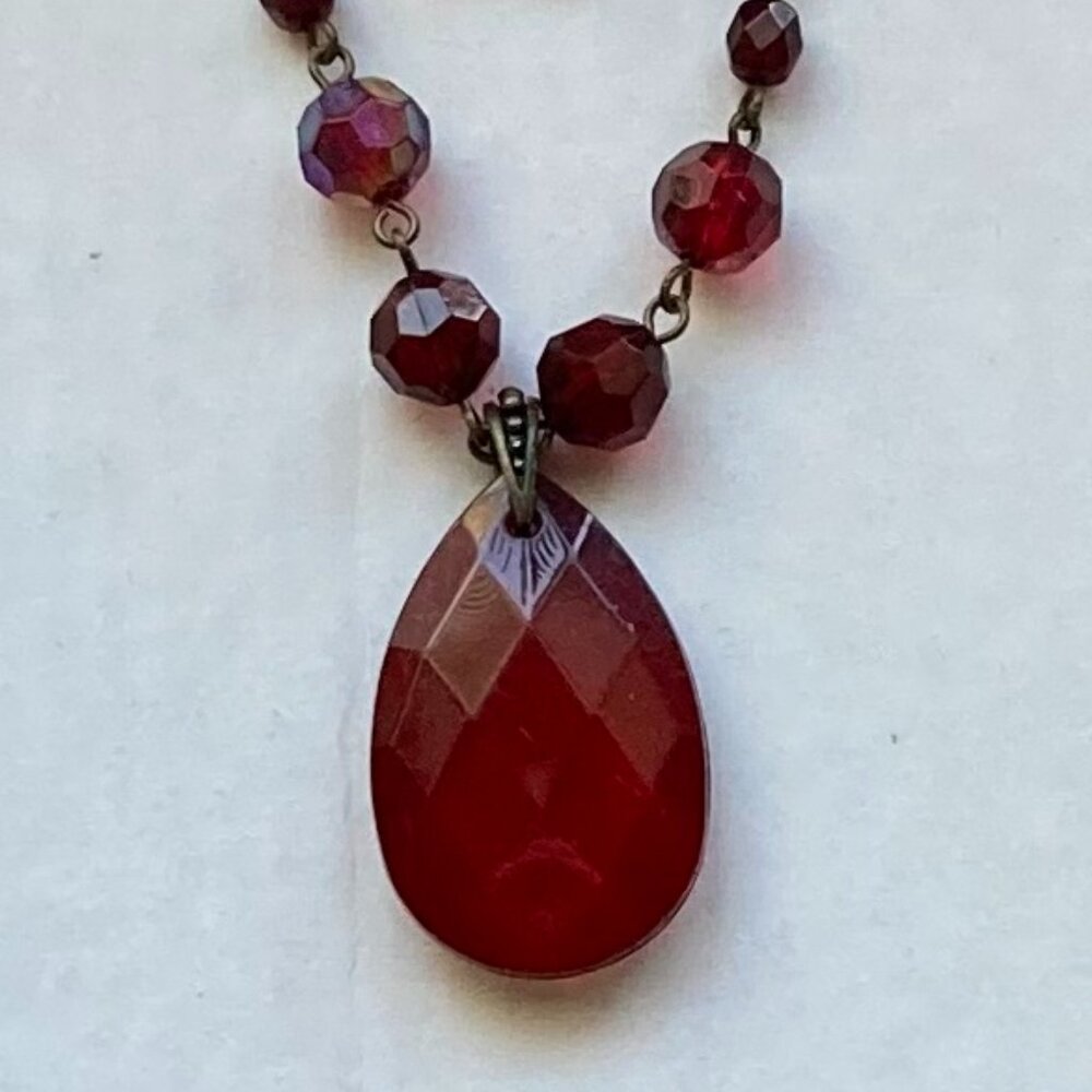 Cut faux glass burgundy Necklace and Matching Dangling Earrings